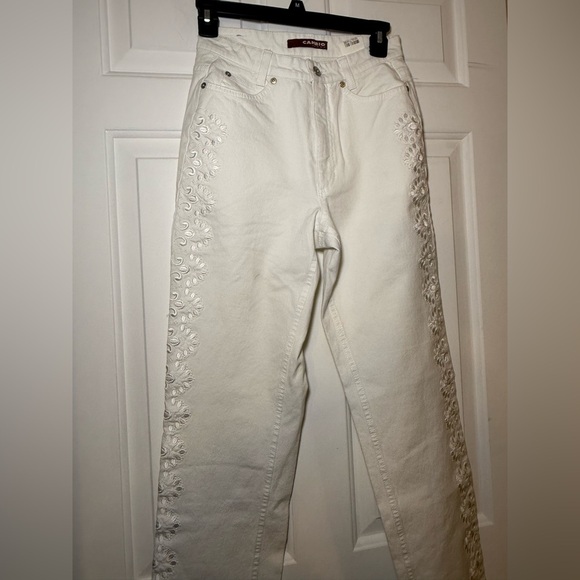 Cambio White Jeans Side Floral Embroidery Straight High Rise Size 6 Feminine - Picture 5 of 8